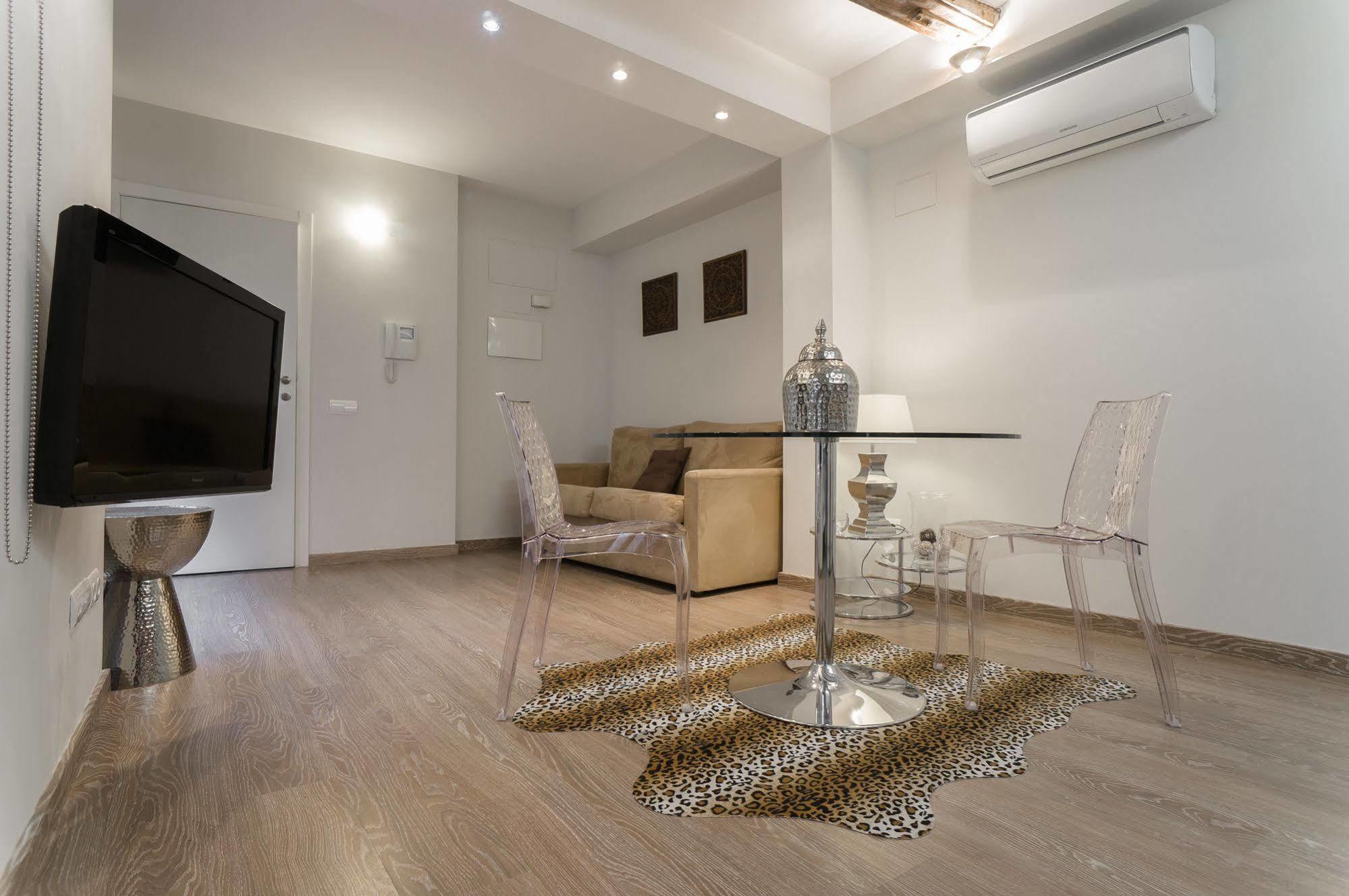 Kirei Apartment Sombrereria Valencia Eksteriør billede