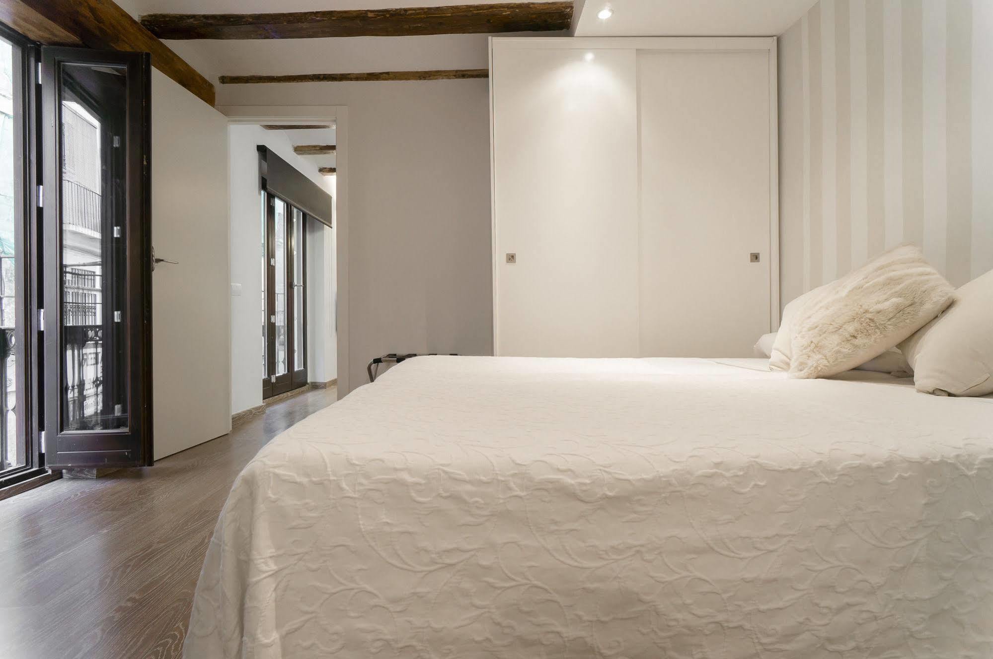 Kirei Apartment Sombrereria Valencia Eksteriør billede